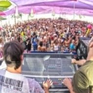 Loud - 30000 people on our Private Dancefloor ()
