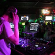 Michael b - Let The Underground House Music Play # 2 2019 ()